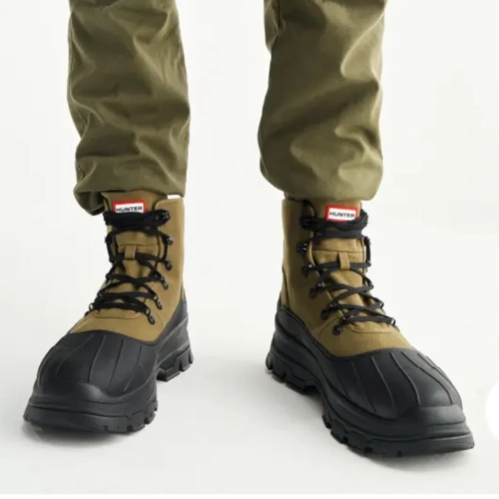 Hunter Men's Explore Desert Ankle Boots NWOTS